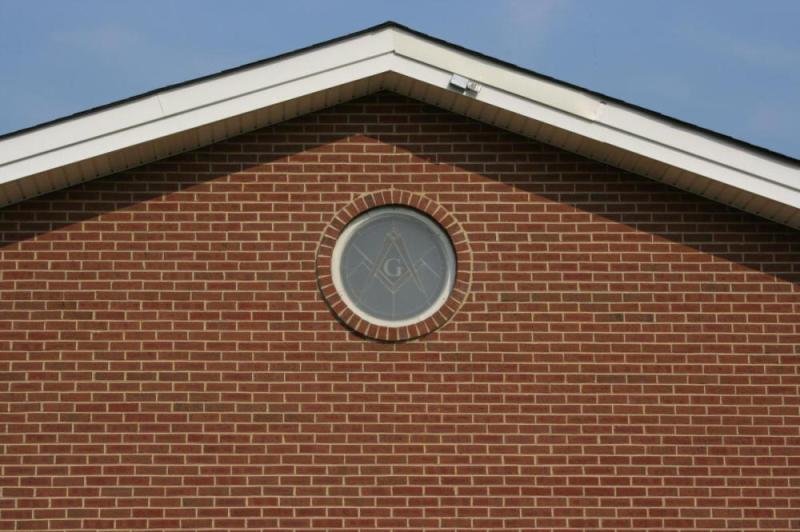 2008_building2.jpg